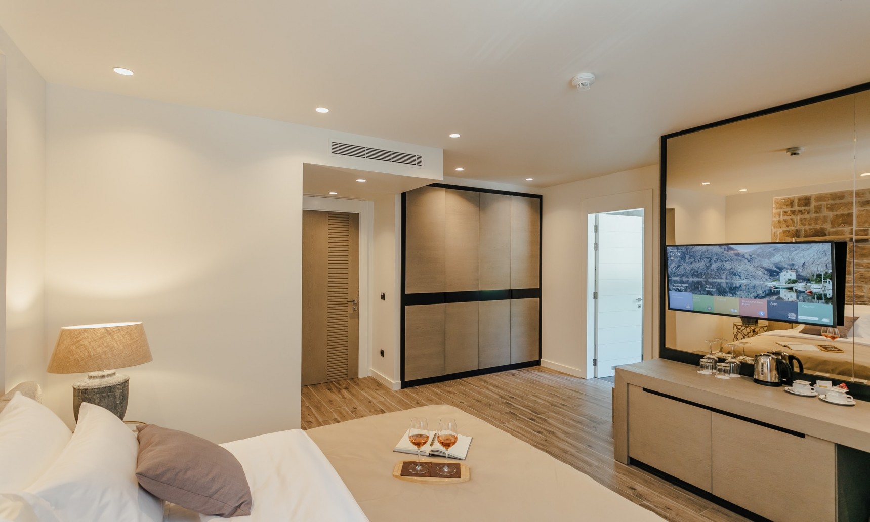 Gallery Double room with balcony 6
